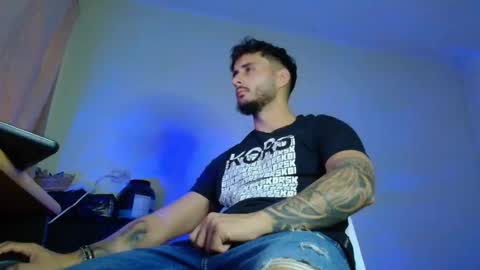 Snapshot of xandercagex chatting on 10.02.25 XanderCageX online show from 10.02.25