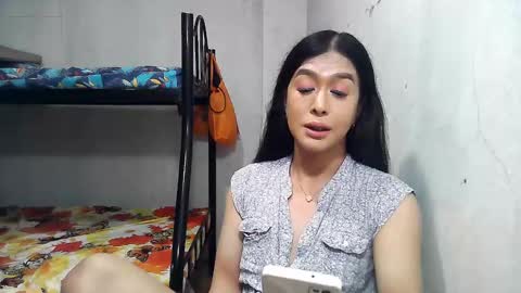 Snapshot of xasianbigcumx chatting on 12.16.24 xasianbigcumx online show from 12.16.24