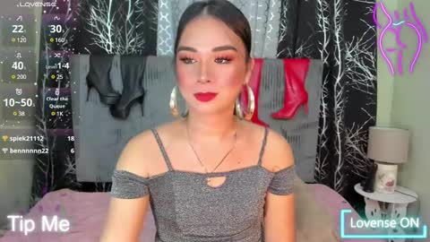 Snapshot of xaurora_fantacyx chatting on 02.12.25 aurora online show from 02.12.25