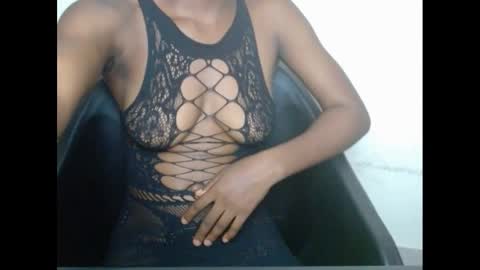 Snapshot of xcreamypussy chatting on 12.08.24 xcreamypussy online show from 12.08.24