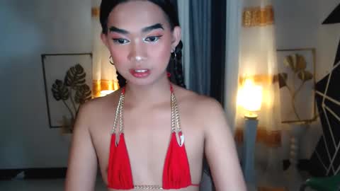 Candy Lily online show from 12.10.24