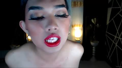 Candy Lily online show from 12.15.24