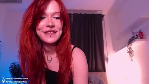 Snapshot of xdculture chatting on 02.01.26 sasha online show from 02.01.26