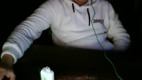 Snapshot of xdrazox chatting on 03.12.25 Drazox online show from 03.12.25