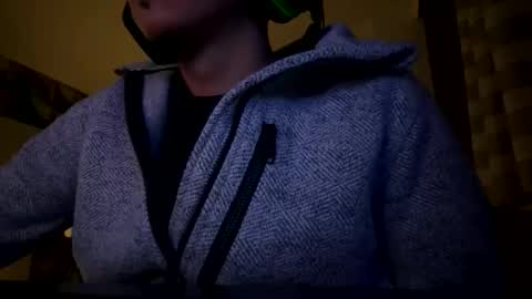 Snapshot of xdrazox chatting on 11.16.25 Drazox online show from 11.16.25