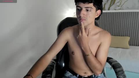 xebastwink online show from 04.04.26