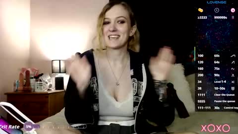 EllieeRose online show from 10.10.25