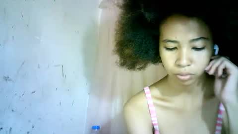 xenna610827 online show from 02.20.25