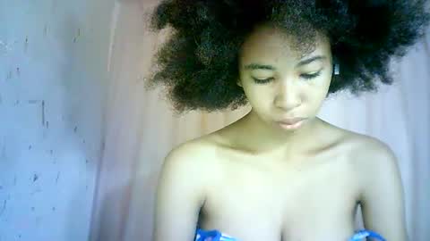 xenna610827 online show from 03.11.25