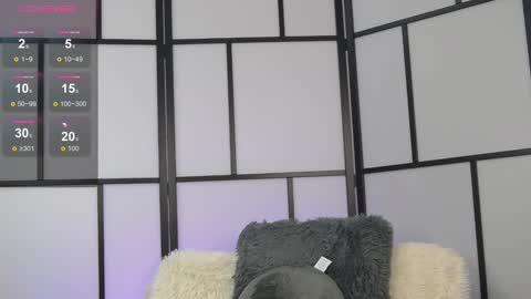 Snapshot of xenomy chatting on 12.12.24 xenomy online show from 12.12.24