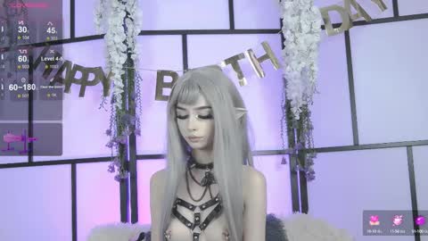 Snapshot of xenomy chatting on 02.12.25 xenomy online show from 02.12.25