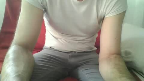Snapshot of xeson47 chatting on 05.19.26 xeson47 online show from 05.19.26