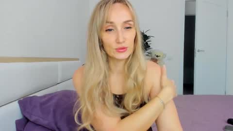 xf33tx online show from 02.09.25