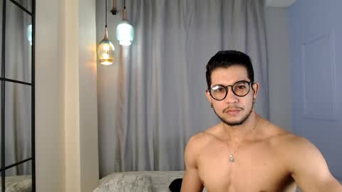 MICHAEL HUGE online show from 09.18.25