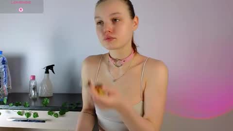 Luna and Lina online show from 02.06.26