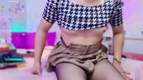 xiaots online show from 12.25.24