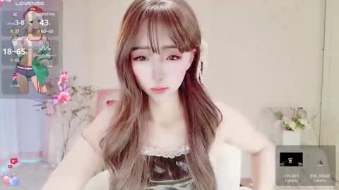 Snapshot of xiaoyu_ko chatting on 03.04.25 xiaoyu ko online show from 03.04.25