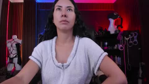 Snapshot of xiaqueen chatting on 02.12.26 XiaQueen I M online show from 02.12.26