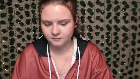 Lina online show from 02.16.25