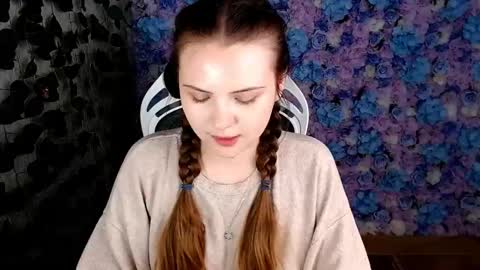 Lina online show from 09.27.25