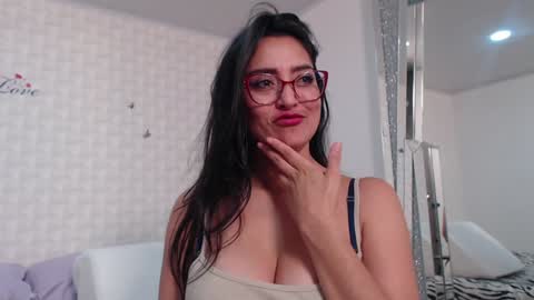 ximena suarez online show from 01.10.25