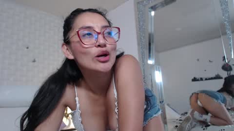 ximena suarez online show from 02.06.25
