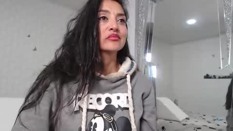 ximena suarez online show from 02.27.25