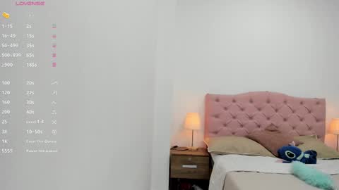 Xiomy online show from 10.06.25