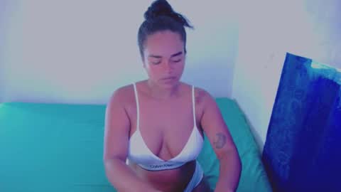 xiomy winklar online show from 03.11.25