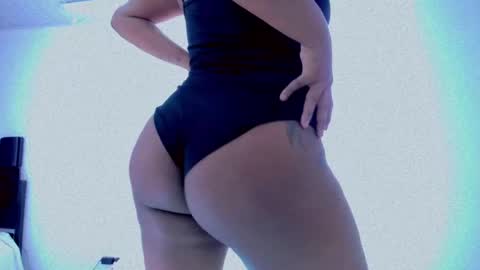 xiomy winklar online show from 03.11.25