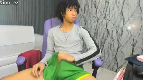 Snapshot of xion_ez chatting on 05.26.26 xion_ez online show from 05.26.26