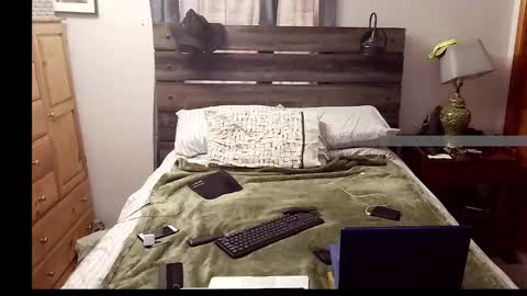 Snapshot of xjackmehoffsluts chatting on 03.01.26 The 1 and only online show from 03.01.26