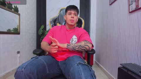 Snapshot of xkevyn chatting on 09.28.25 online show from 09.28.25