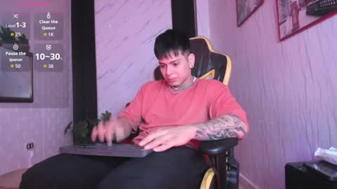 Snapshot of xkevyn chatting on 10.02.25 online show from 10.02.25