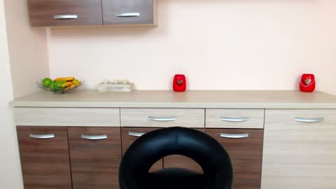 Kim online show from 12.27.24