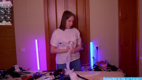 xlanabunny online show from 01.24.25