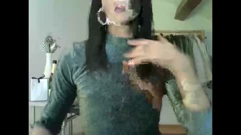 Snapshot of xlecram chatting on 11.09.25 Wendy online show from 11.09.25