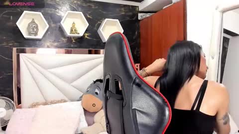 Ximena online show from 12.02.24