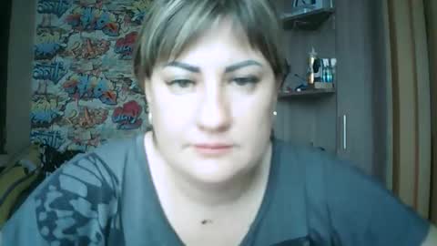 xLucyWowx online show from 10.04.25