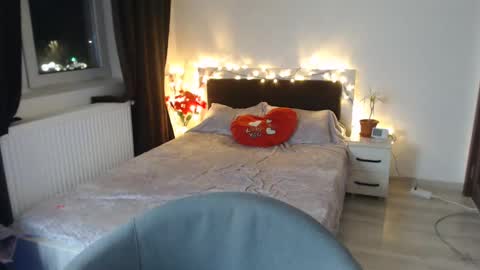 Magic Panther online show from 12.16.24