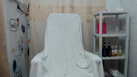 Maxie online show from 03.31.26