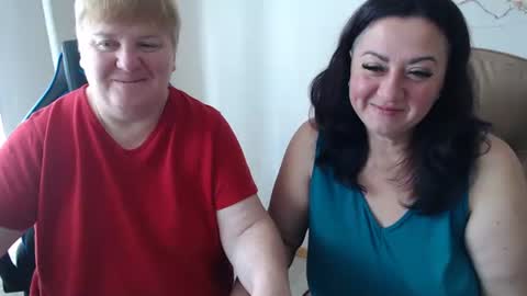 XMollyJaneX online show from 09.18.25