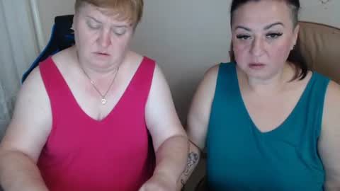 XMollyJaneX online show from 09.18.25