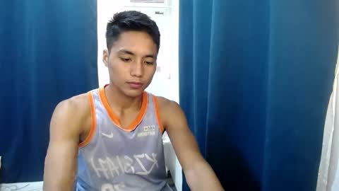 Snapshot of xmoreno_guy69 chatting on 01.14.25 SECRET online show from 01.14.25