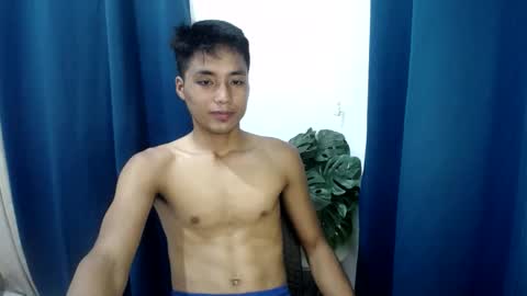 Snapshot of xmoreno_guy69 chatting on 02.06.25 SECRET online show from 02.06.25