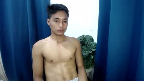 Snapshot of xmoreno_guy69 chatting on 02.07.25 SECRET online show from 02.07.25