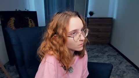 Kylie  online show from 09.19.25