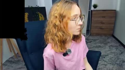Kylie  online show from 09.21.25