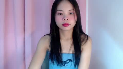 Snapshot of xo_worth_it chatting on 06.12.26 nathalie online show from 06.12.26