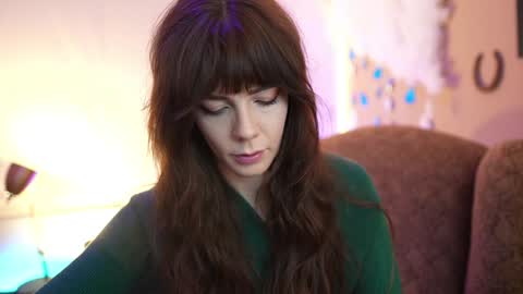 Bella Bondai online show from 12.03.24